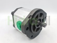 Image 1ML35DG09R Roquet hydraulic gear motor unidirectional CW rotation