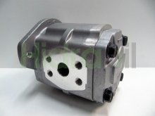 Thumbnail of OEM97 Toyota hydraulic gear pump with splined shaft