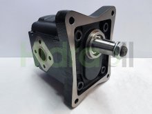 Thumbnail of KM40.109S0-85E5-LED/EG-N 03630055 Casappa hydraulic gear motor 109 cm3 with tapered shaft CCW rotation