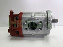 Image 69101-L1100 Nissan hydraulic gear pump with splined shaft and valve