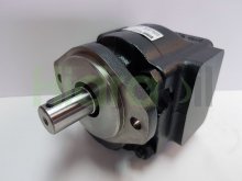 Thumbnail of 8524D Parker hydraulic gear motor with straight shaft