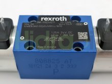 Thumbnail of 4WE6J62/EG24N9K4/B10 - R900548271 Rexroth distributeur hydraulique 4/3 NG6 24V DC avec throttle insert in port P diamètre 1 mm