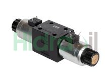 Thumbnail of 4D02 3201 0302 C1G0R Denison Parker directional control valve NG10 12V DC double solenoid coil